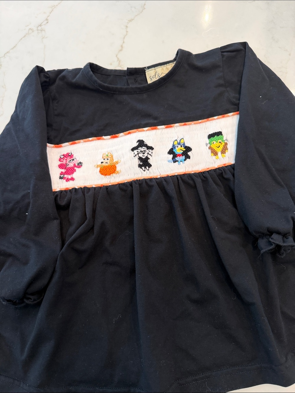 Black Smocked Halloween Long-Sleeve Top with Bluey & Friends Embroidery - 4T